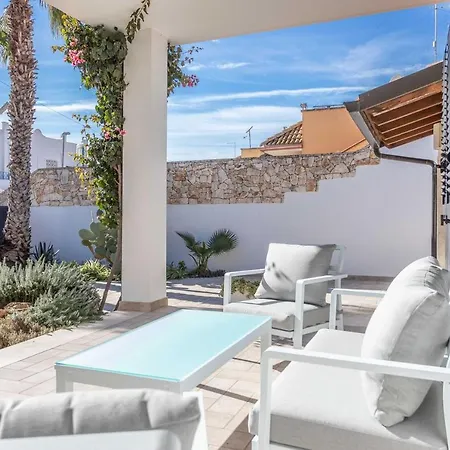 Villa Con Piscina - Apulia