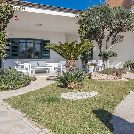 Con Piscina - Apulia