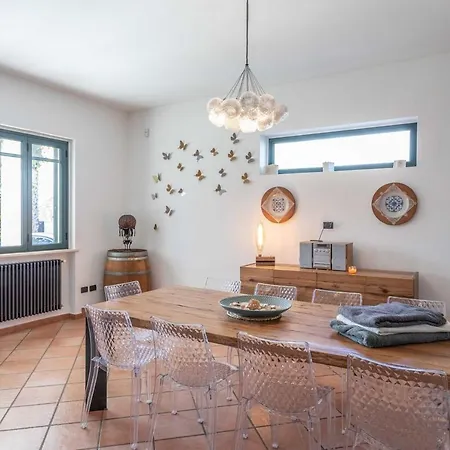 Villa Con Piscina - Apulia